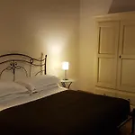 La Corte Dei Sogni Bed & Breakfast 4*