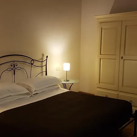 La Corte Dei Sogni Couette-café 4*