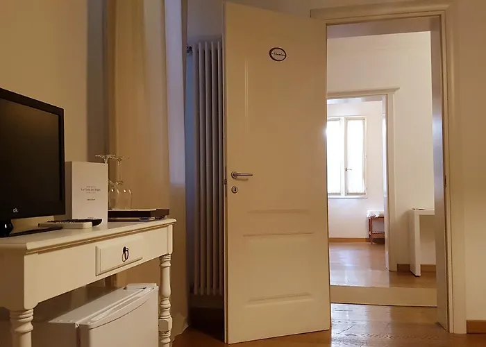 La Corte Dei Sogni Bed & Breakfast 4*